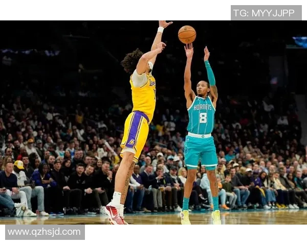 湖人对阵黄蜂的精彩对决分析与球员表现点评 湖人对阵黄蜂的精彩对决分析与球员表现点评